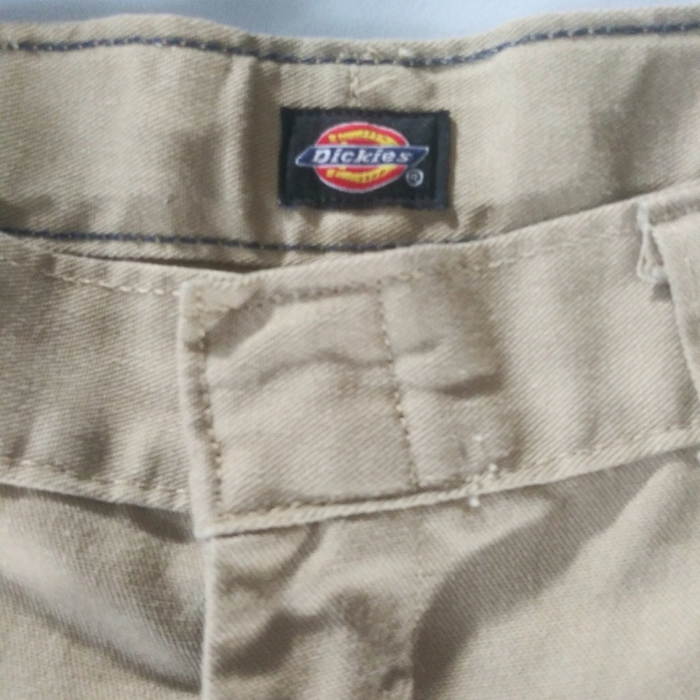 🌻&4/25 Dickies Shorts w/ bonus pair Sz 16 (A252) - Picture 3 of 7
